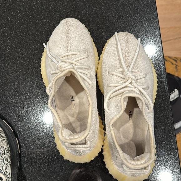 Yeezys boost 350 size 7.5, well cared for - Picture 4 of 5